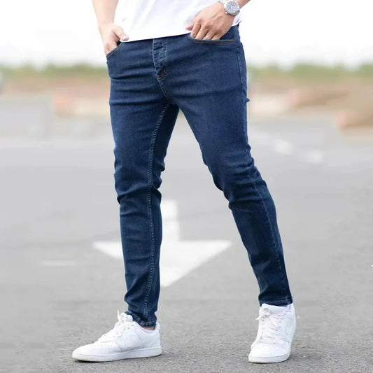 VALORIA | Men’s vintage wash slim-fit jeans with classic faded finish
