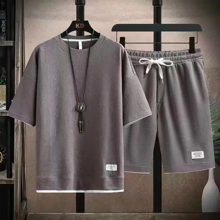 VALORIA | Men’s breathable moisture-wicking activewear set all-day comfort