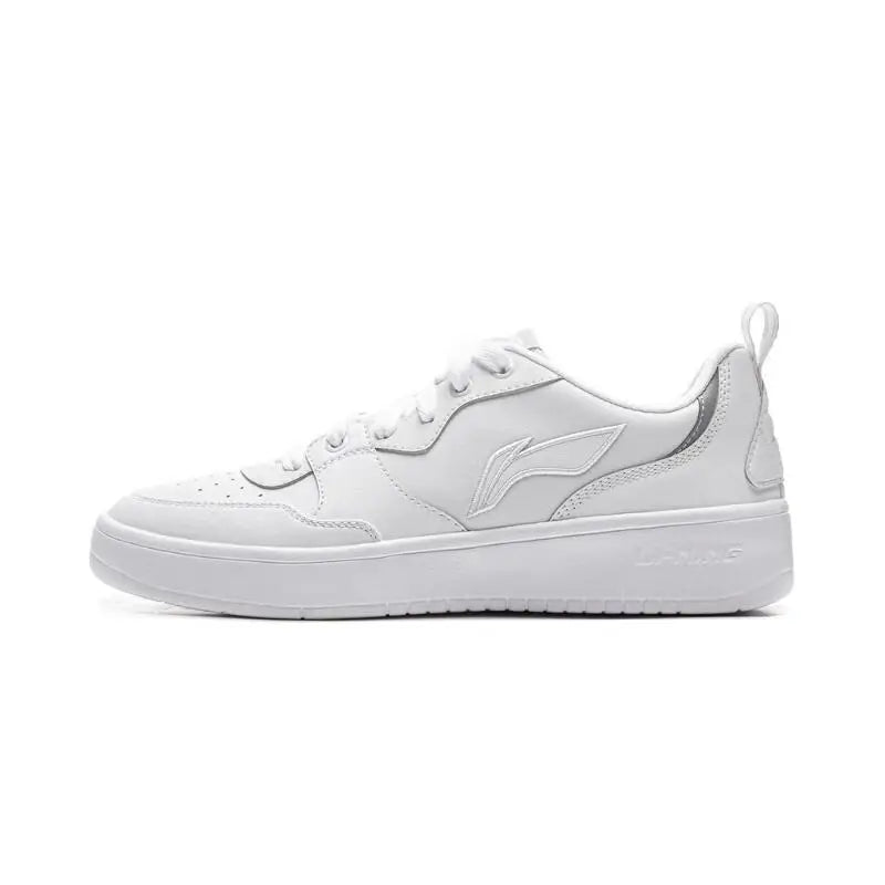 VALORIA | Men’s classic lifestyle sneakers with timeless everyday design