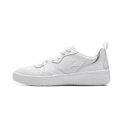 VALORIA | Men’s classic lifestyle sneakers with timeless everyday design