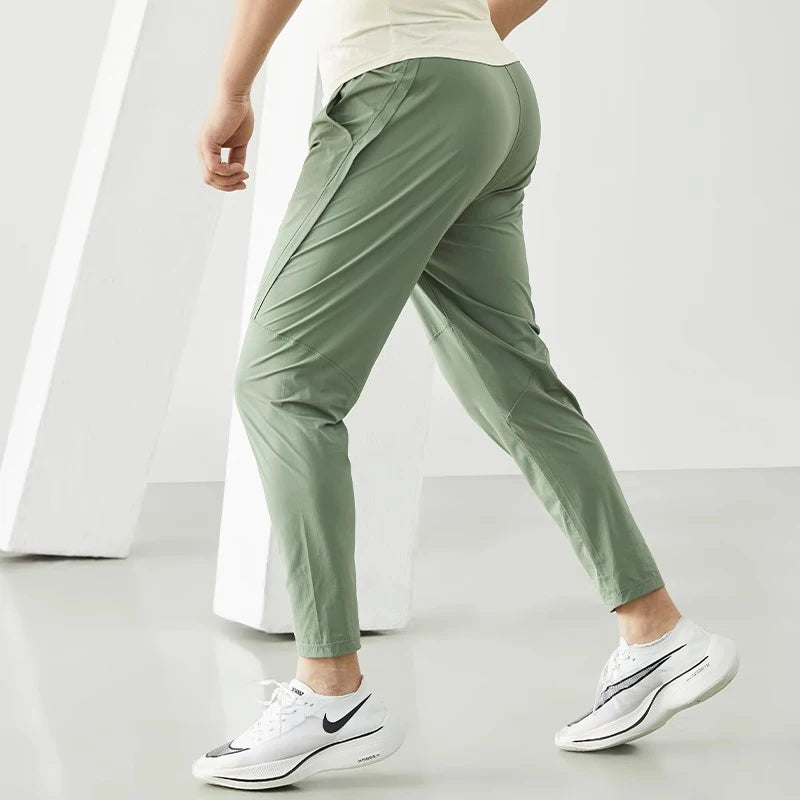 VALORIA | Men’s comfortable quick-dry jogger pants for gym sessions, jogging and everyday wear
