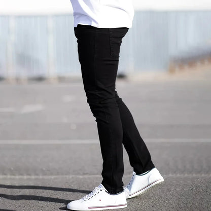 VALORIA | Men’s comfortable vintage wash slim-fit jeans with stretch comfort