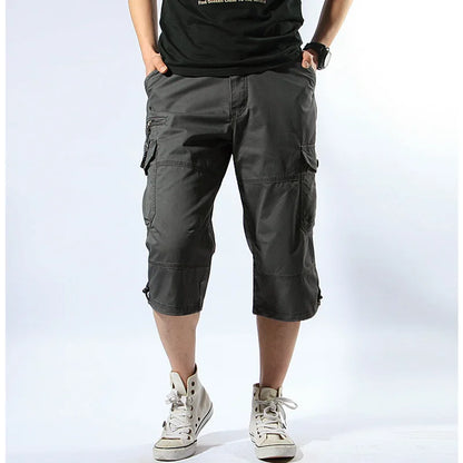 VALORIA | Men’s fashionable multi-pocket cargo capri shorts casual streetwear look