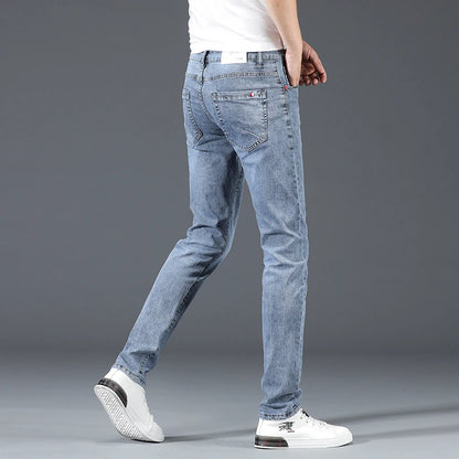 VALORIA | Men’s fashionable slim-fit jeans perfect for casual, smart casual and weekend outfits