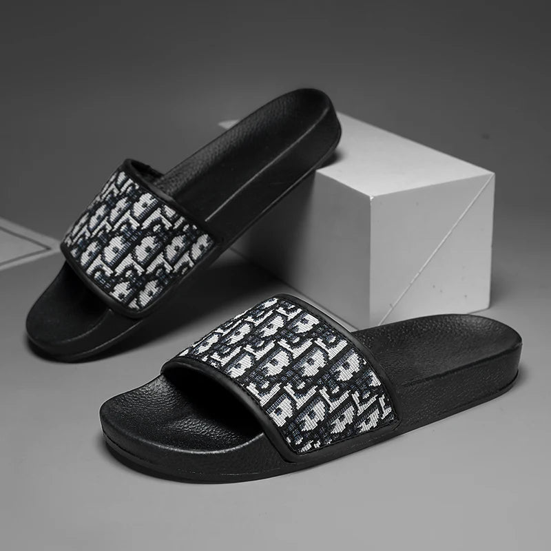 VALORIA | Men’s lightweight anti-slip slippers
