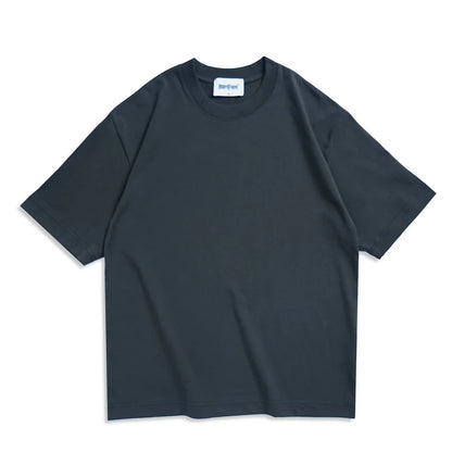 VALORIA | Men’s relaxed fit basic tee pairing effortlessly with jeans, shorts and joggers