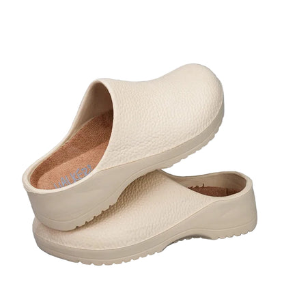 VALORIA | Men’s versatile waterproof clogs perfect for the beach, pool, camping and travel