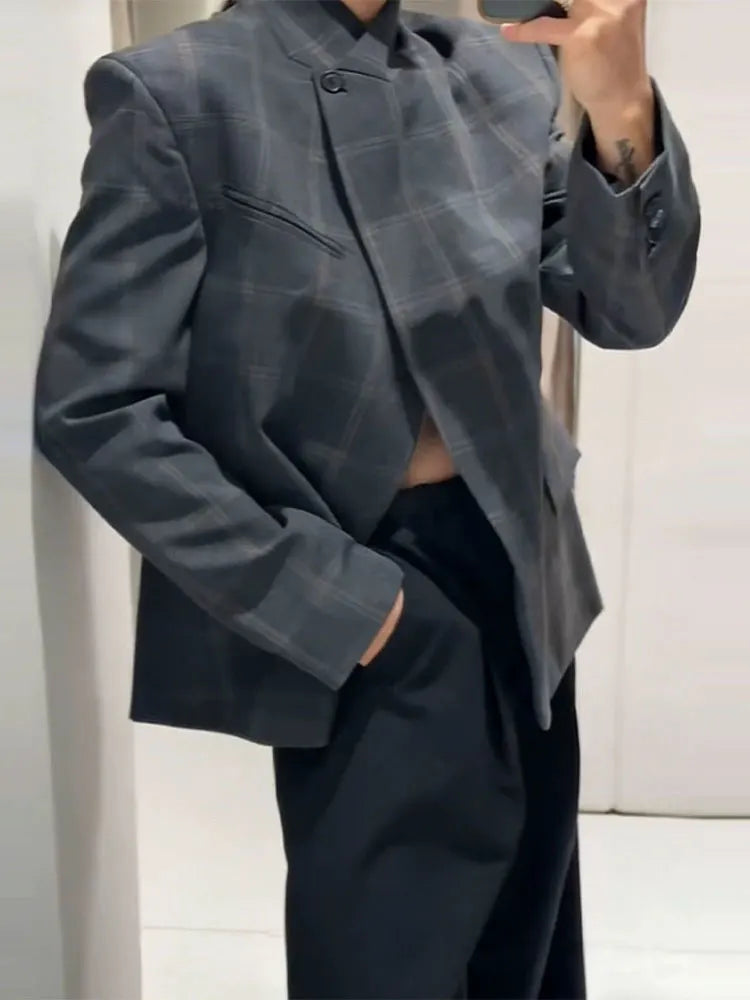 VALORIA | Women’s Checkered Stand Collar Jacket