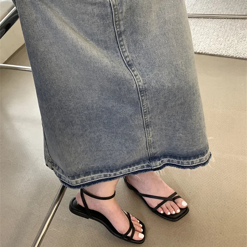 VALORIA | Women’s Elegant Toe-Loop Flat Sandals stylish summer footwear with refined toe-loop design