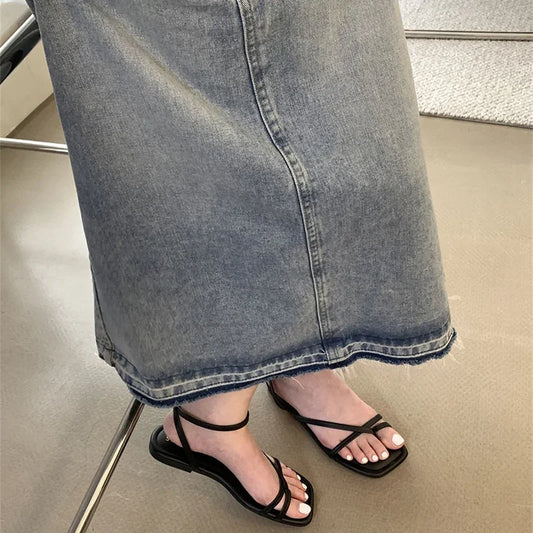 VALORIA | Women’s Elegant Toe-Loop Flat Sandals stylish summer footwear with refined toe-loop design