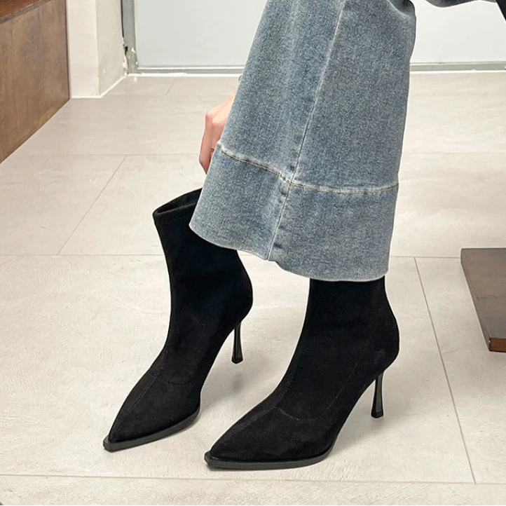 VALORIA | Women’s Pointed Toe High Heel Boots front view