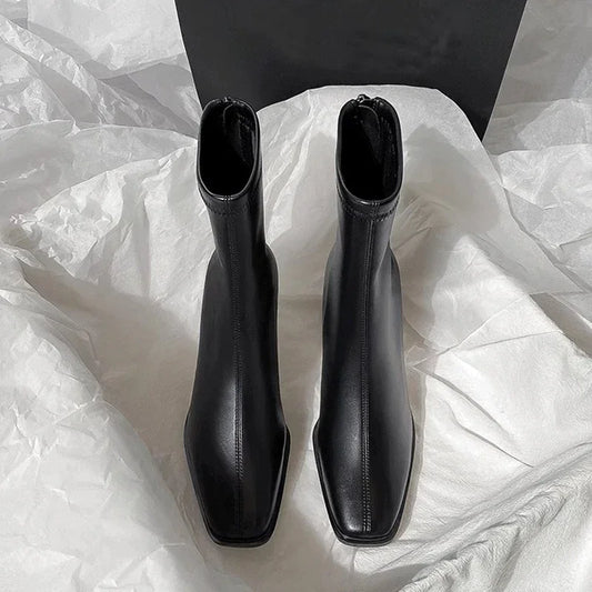 VALORIA | Women’s Vintage Square Toe Ankle Boots back view