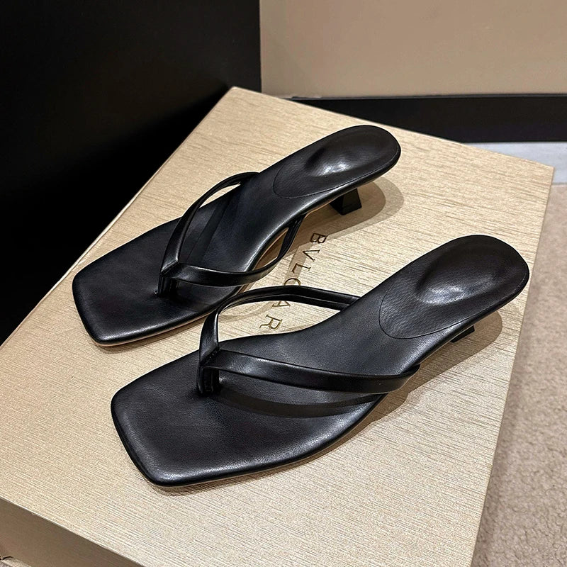 VALORIA | Women’s breathable clip toe slides slip-on comfort