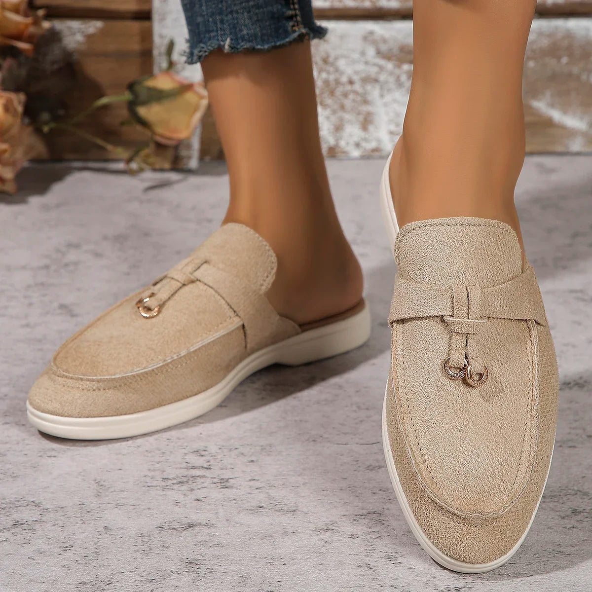 VALORIA | Women’s chic slip-on sneakers modern sporty fashion look