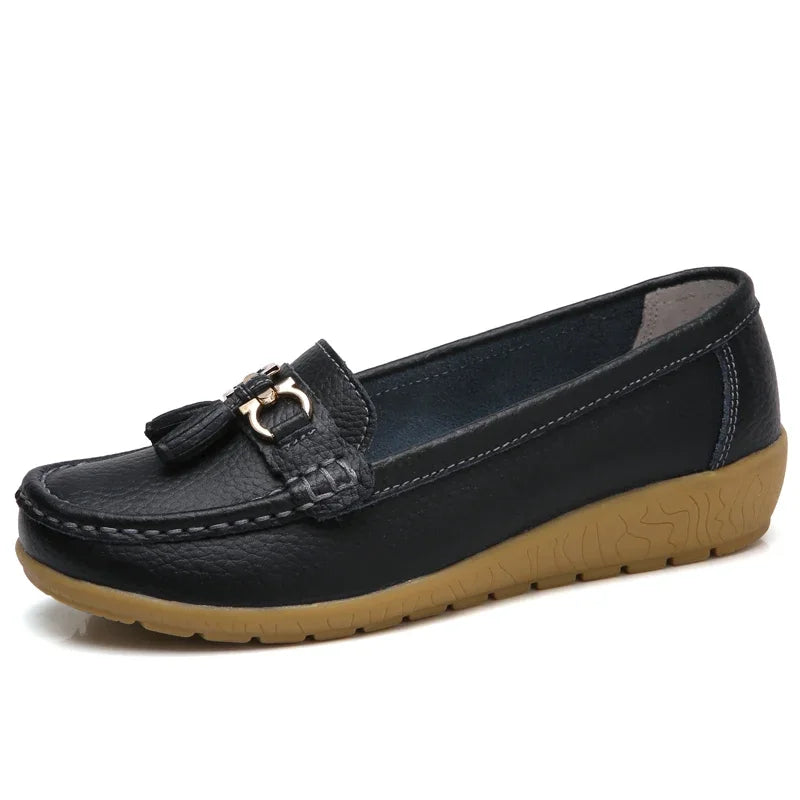 VALORIA | Women’s classic ballet flats pairing beautifully with dresses, skirts and jeans