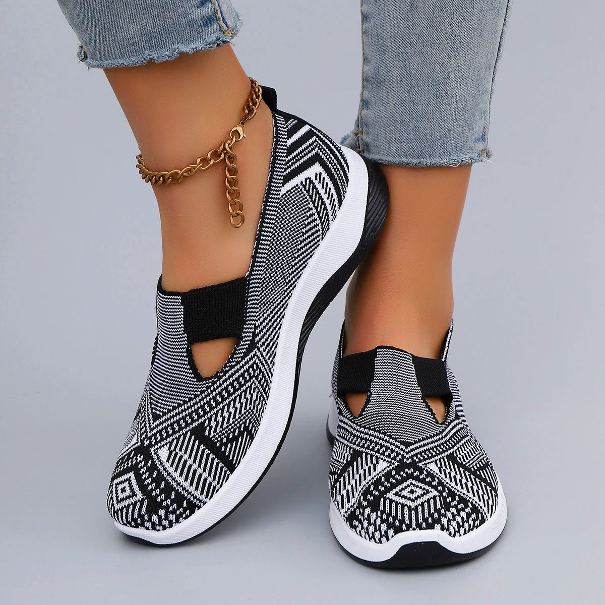 VALORIA | Women’s comfortable mesh sneakers with cushioned sole for all-day walking