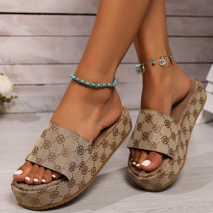 VALORIA | Women’s comfortable platform slide sandals cushioned footbed support
