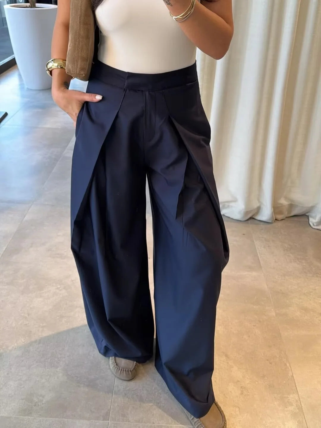 VALORIA | Women’s elegant pleated wide leg pants with flowing silhouette
