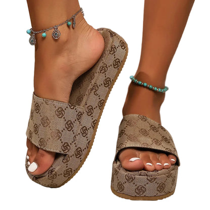 VALORIA | Women’s fashionable platform slide sandals versatile warm-weather footwear