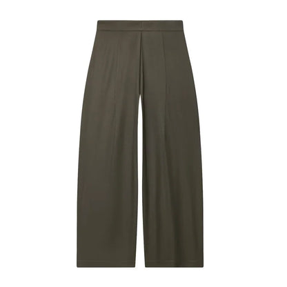 VALORIA | Women’s fashionable pleated wide leg pants for work and evening outfits