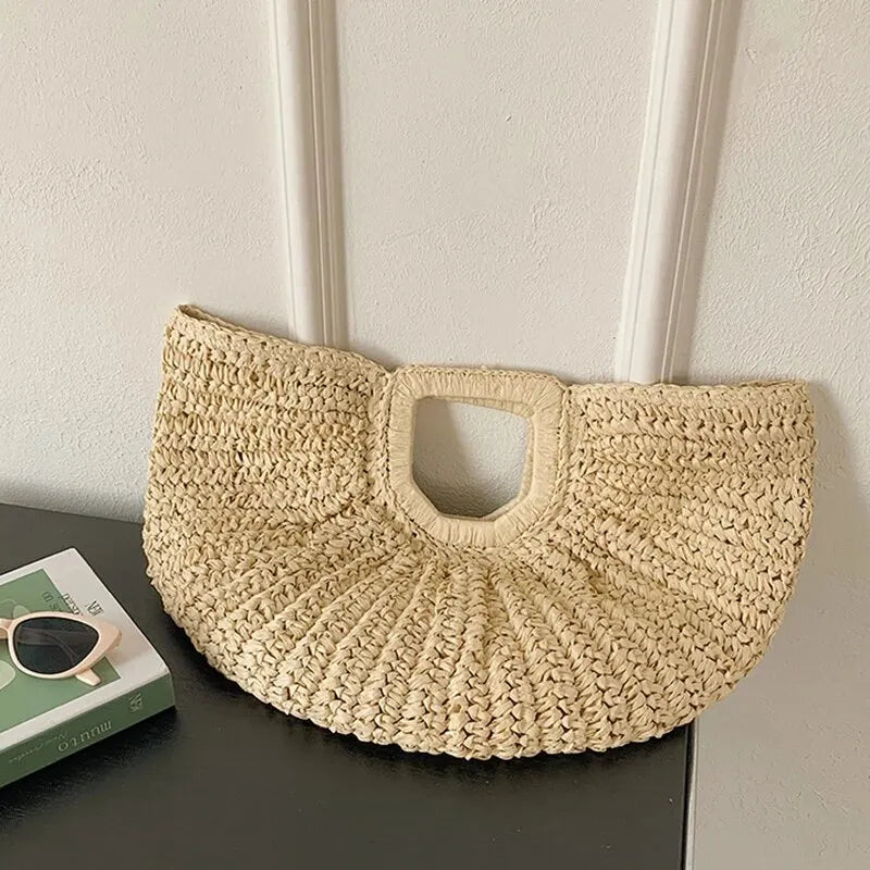 VALORIA | Women’s fashionable straw handbag for vacations, beach trips and weekend outings