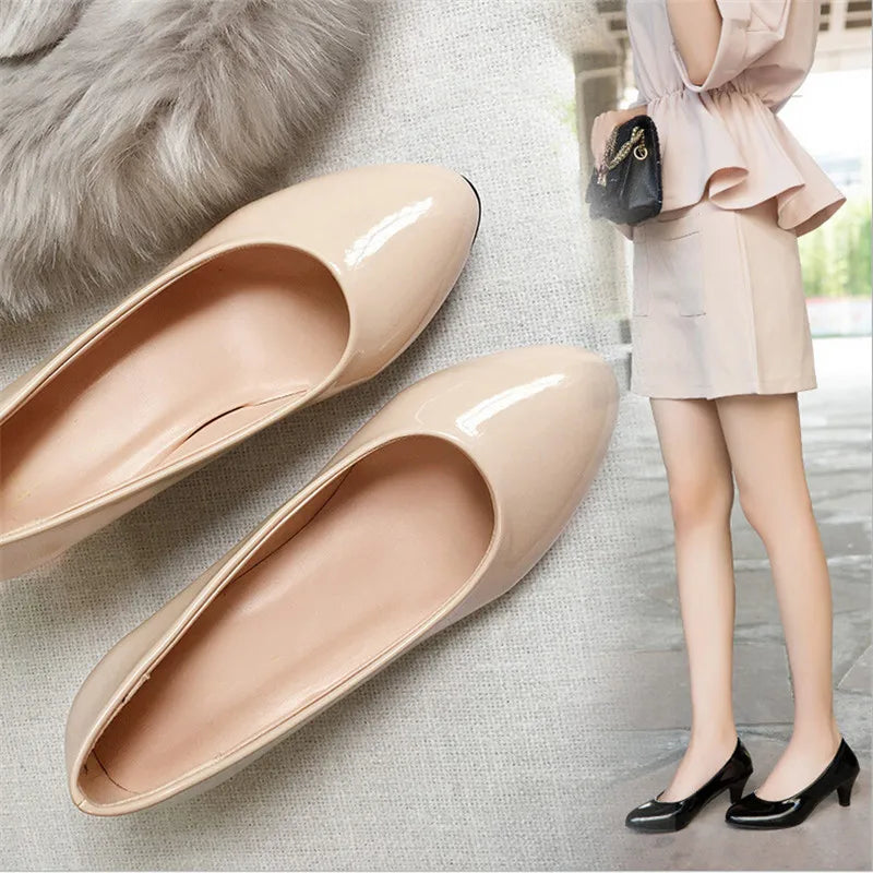 VALORIA | Women’s mid-heel office pumps elegant professional design