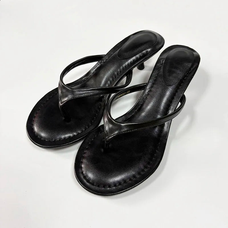 VALORIA | Women’s minimalist flip flops lightweight summer design