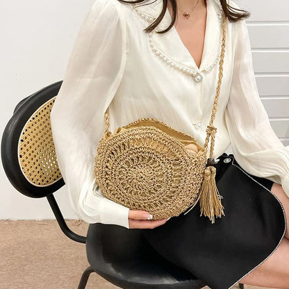 VALORIA | Women’s round straw crossbody bag summer beach style