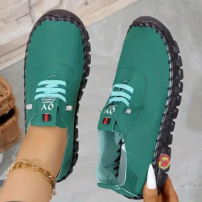 VALORIA | Women’s soft lightweight sneakers ideal for walking, travel and daily activities