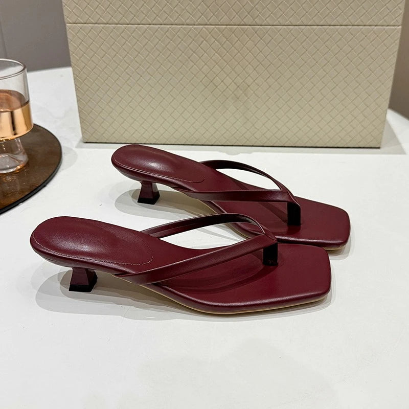 VALORIA | Women’s stylish clip toe slides casual everyday wear