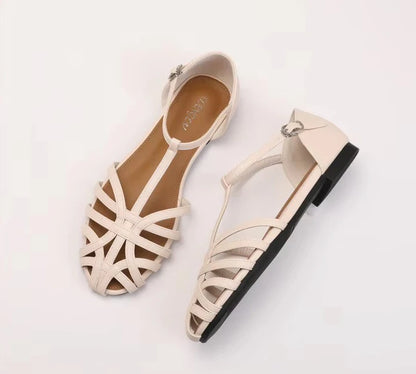 VALORIA | Women’s stylish cross strap flat sandals modern look