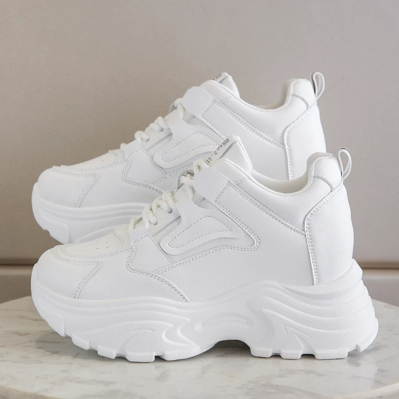 VALORIA | Women’s stylish leather platform trainers for everyday wear