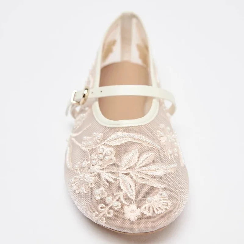 VALORIA | Women’s stylish mesh ballet flats casual chic look