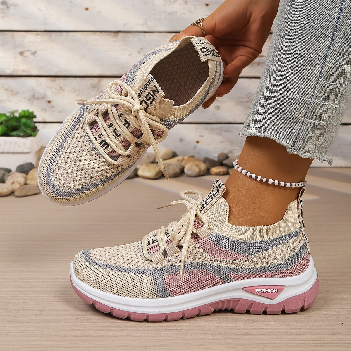 VALORIA | Women’s two-tone casual sneakers