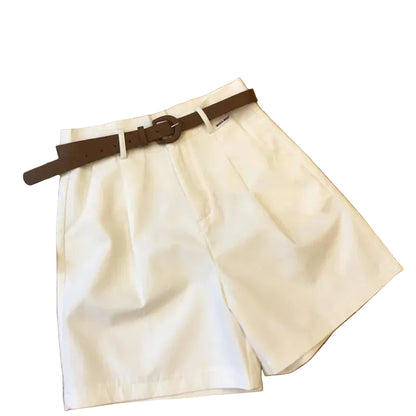 VALORIA | Women’s versatile cotton shorts ideal for holidays, travel and weekend outings