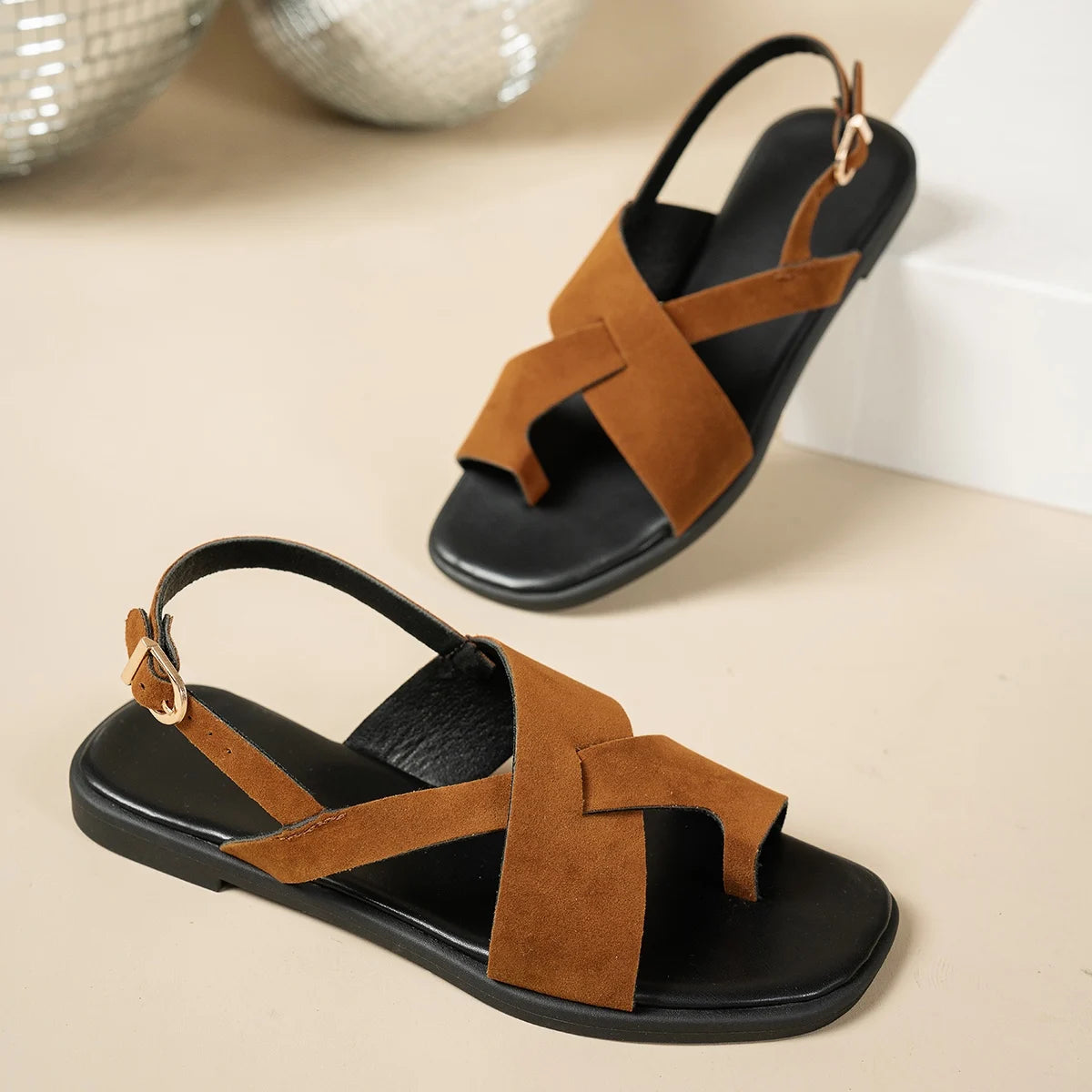 VALORIA | Women’s vintage Roman sandals classic strappy design